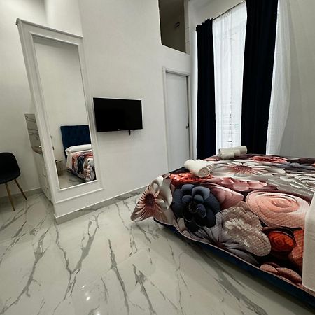 Nanninella Guest House Наполи Екстериор снимка